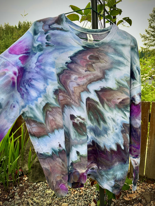 Hand-Dyed Crew Neck Sweatshirt -Tsumani colorway